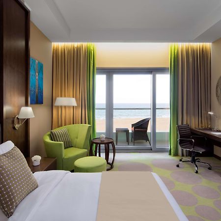 Radisson Blu Hotel & Resort, Sohar Exterior photo Deluxe room