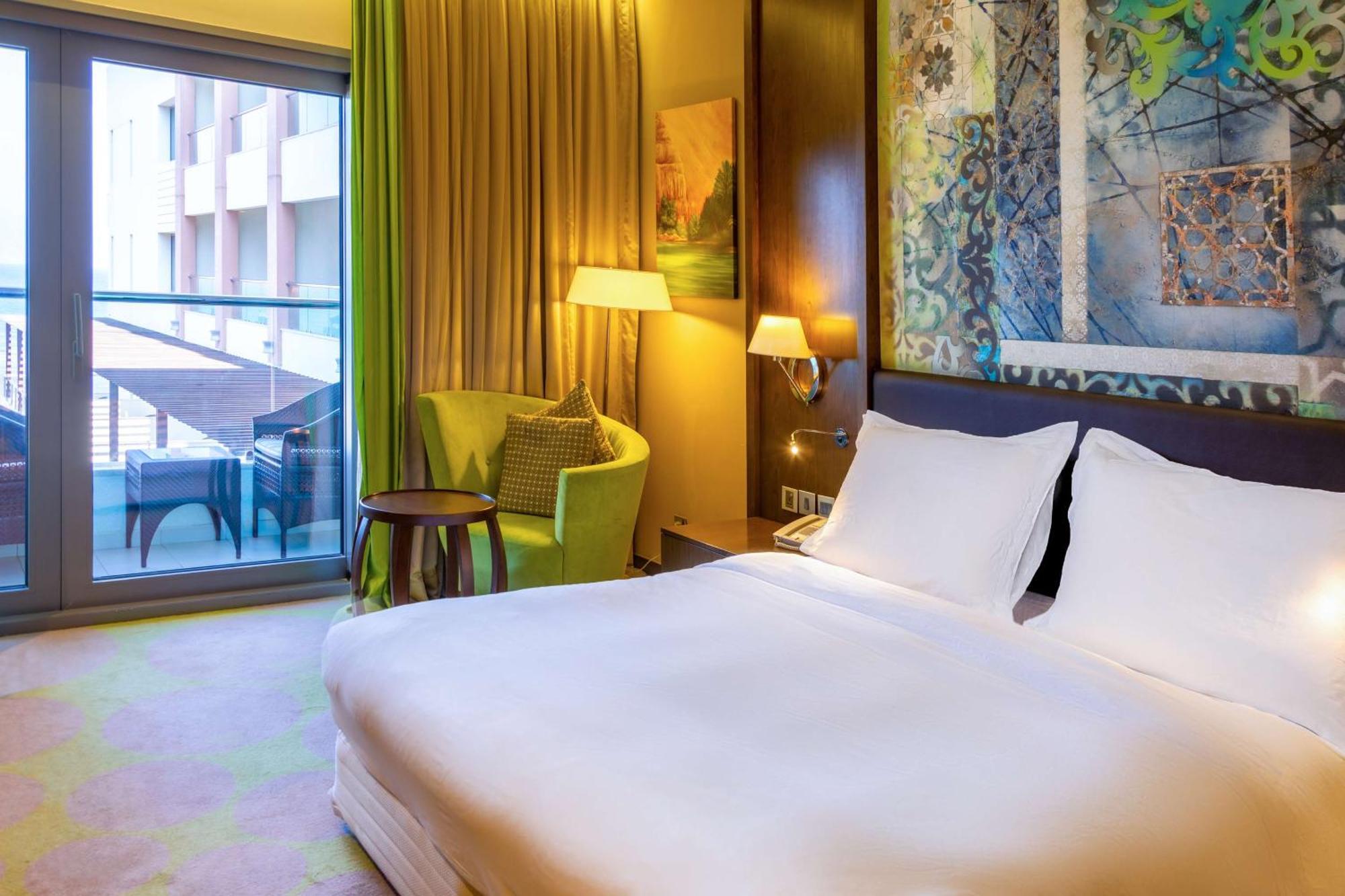 Radisson Blu Hotel & Resort, Sohar Exterior photo A room at the hotel